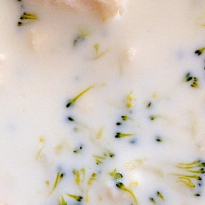 離乳食☆ブロッコリーと豆腐入りのミルクスープ